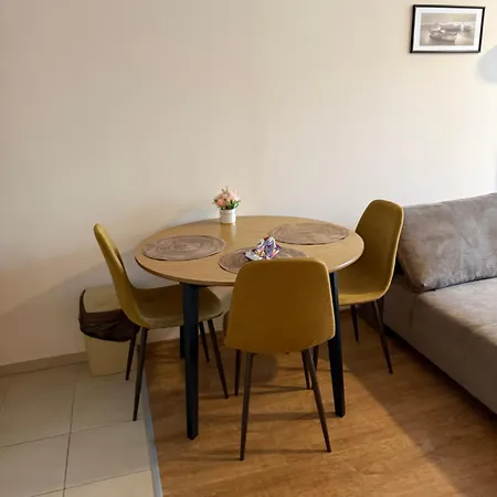 Apartman болгария первая линия 4 звезды со своим аквапарком бассейнами стоянкой Premier